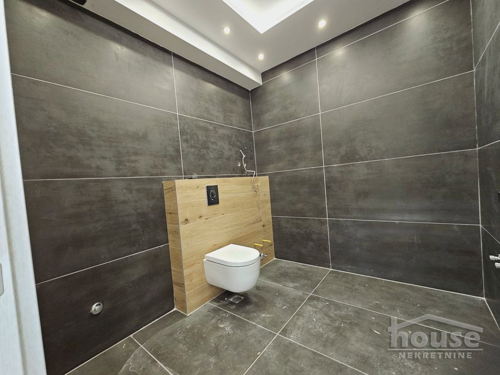 Četvorosoban stan na prodaju, Popovica, Novi Sad, 133m², 450.000 €