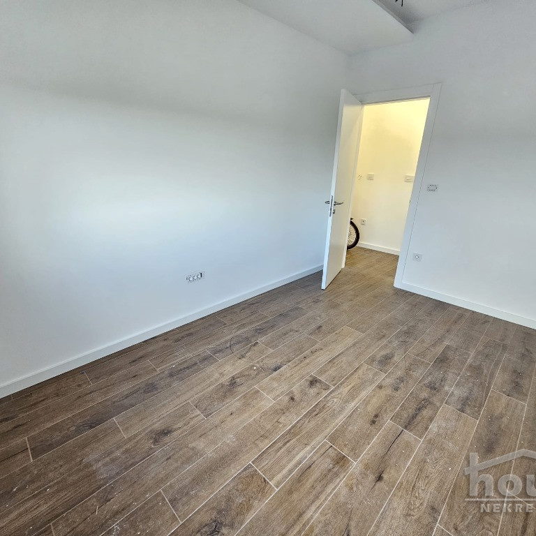 Četvorosoban stan na prodaju, Tatarsko Brdo, Novi Sad, 98m², 290.000 €