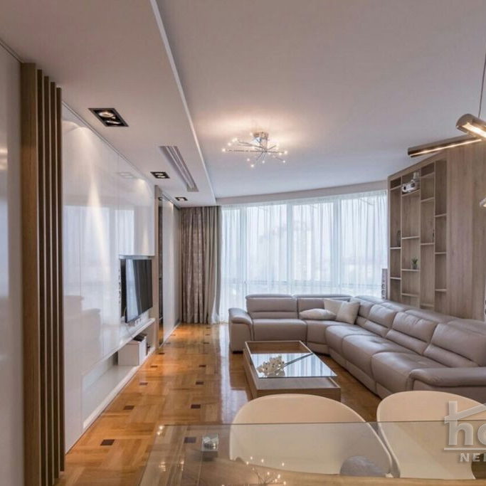 Stan Prodaja Novi Sad  120 m2