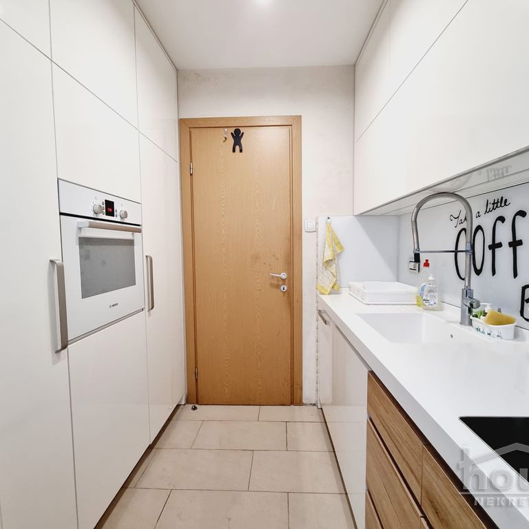 Troiposoban stan na prodaju, Telep, Novi Sad, 120m², 7. sprat, 321.360 €