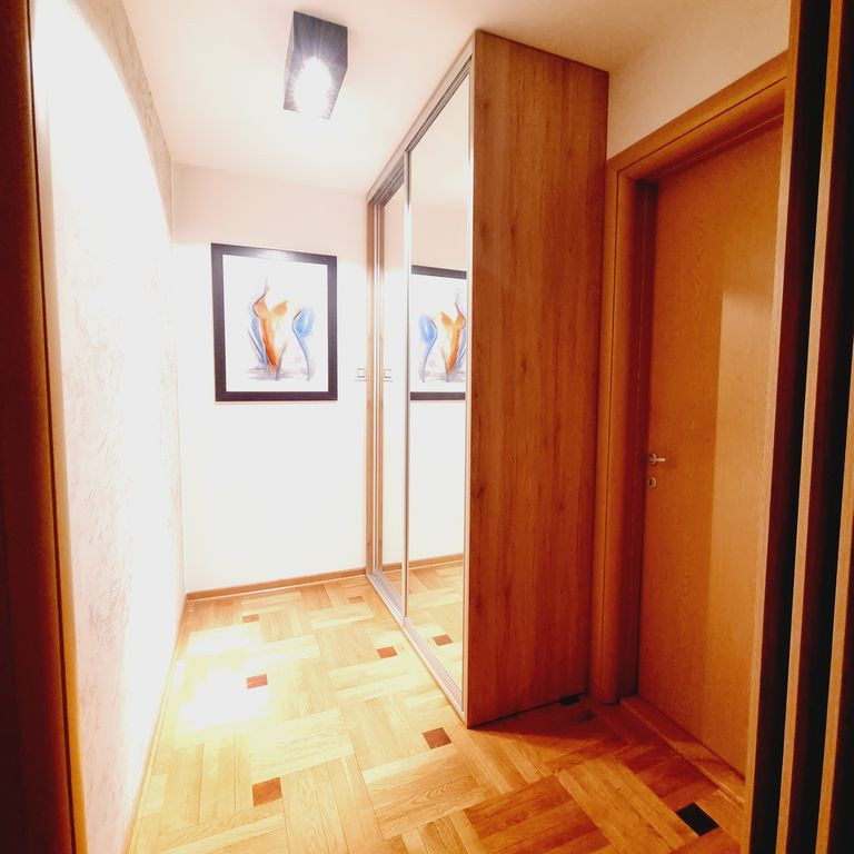 Troiposoban stan na prodaju, Telep, Novi Sad, 120m², 7. sprat, 321.360 €