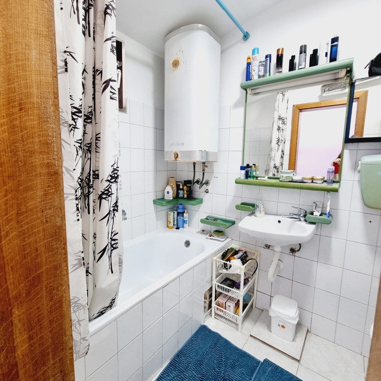 Četvorosoban stan na prodaju, Centar, Novi Sad, 137m², 6. sprat, 339.900 €