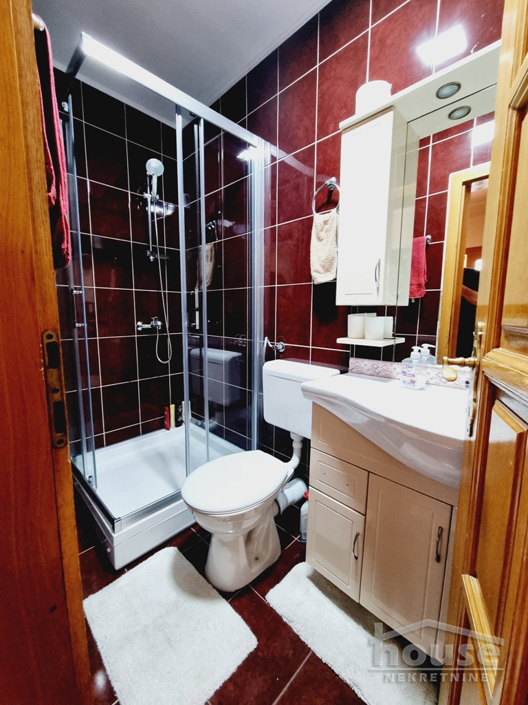 Četvorosoban stan na prodaju, Centar, Novi Sad, 137m², 6. sprat, 339.900 €