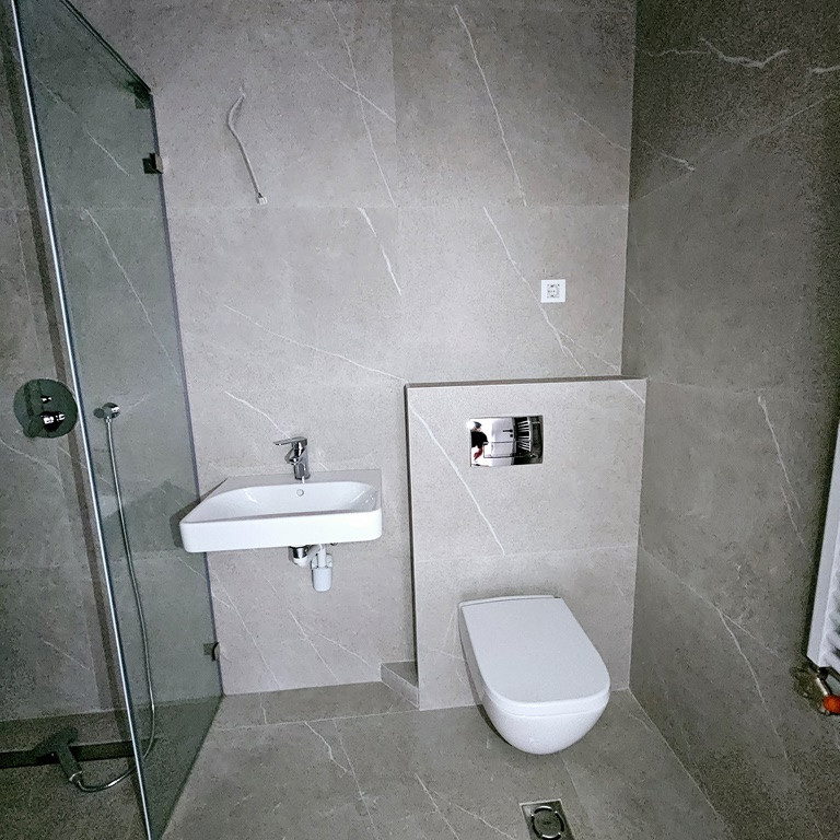 Četvorosoban stan na prodaju, Bulevar Oslobođenja, Novi Sad, 104m², 3. sprat, 320.320 €