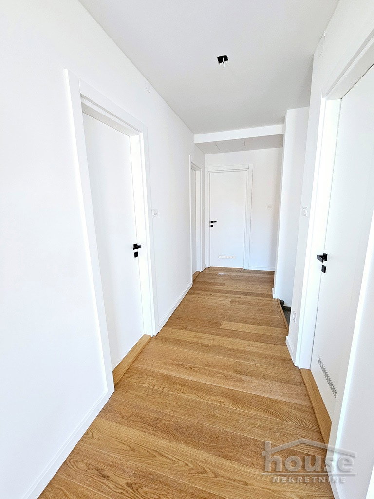 stanovi-4-po-bulevar-1098110-fmdqd Četvorosoban stan na prodaju, Bulevar Oslobođenja, Novi Sad, 104m², 3. sprat, 320.320 €