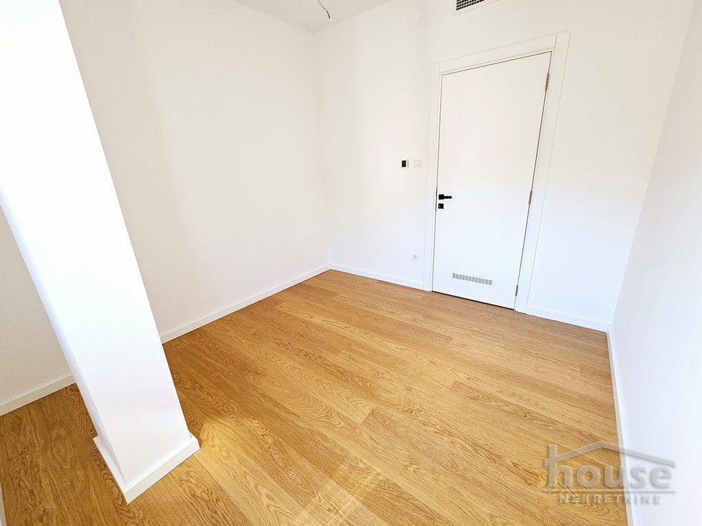 stanovi-4-po-bulevar-1098110-qwiuw Četvorosoban stan na prodaju, Bulevar Oslobođenja, Novi Sad, 104m², 3. sprat, 320.320 €