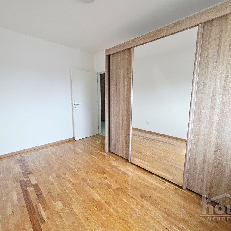 Četvorosoban stan na prodaju, Veternička Rampa, Novi Sad, 74m², 160.200 €