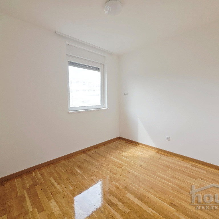 Četvorosoban stan na prodaju, Veternička Rampa, Novi Sad, 74m², 160.200 €