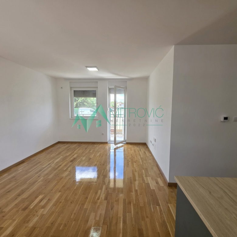 Stan Prodaja Novi Sad  74 m2