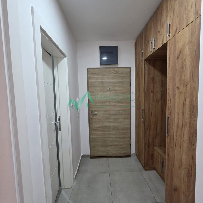 Četvorosoban stan na prodaju, Veternička Rampa, Novi Sad, 74m², 165.000 €