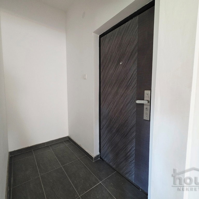 Troiposoban stan na prodaju, Adice, Novi Sad, 71m², 135.470 €