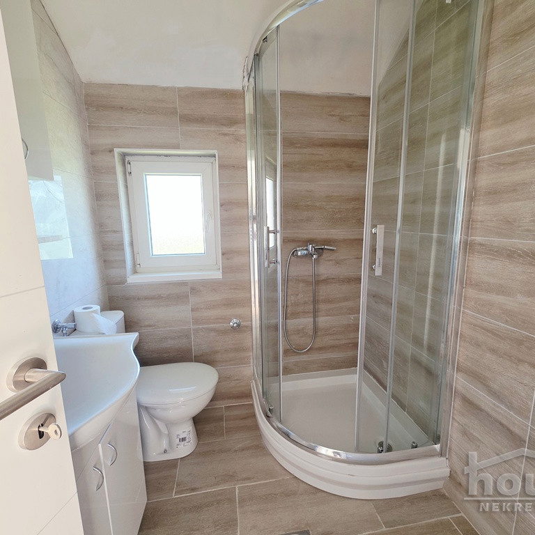 Troiposoban stan na prodaju, Adice, Novi Sad, 71m², 135.470 €