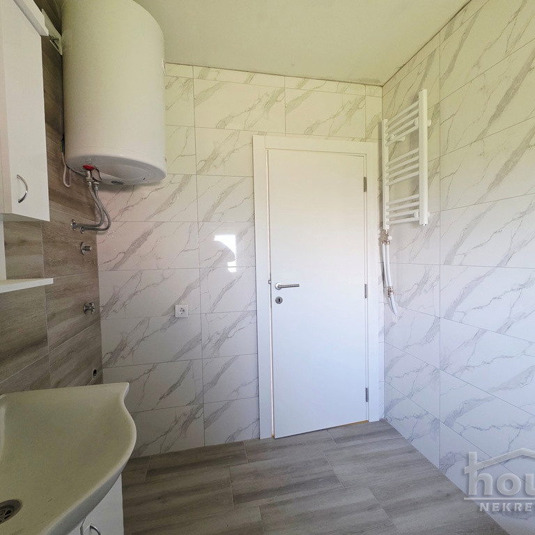 Troiposoban stan na prodaju, Adice, Novi Sad, 71m², 135.470 €