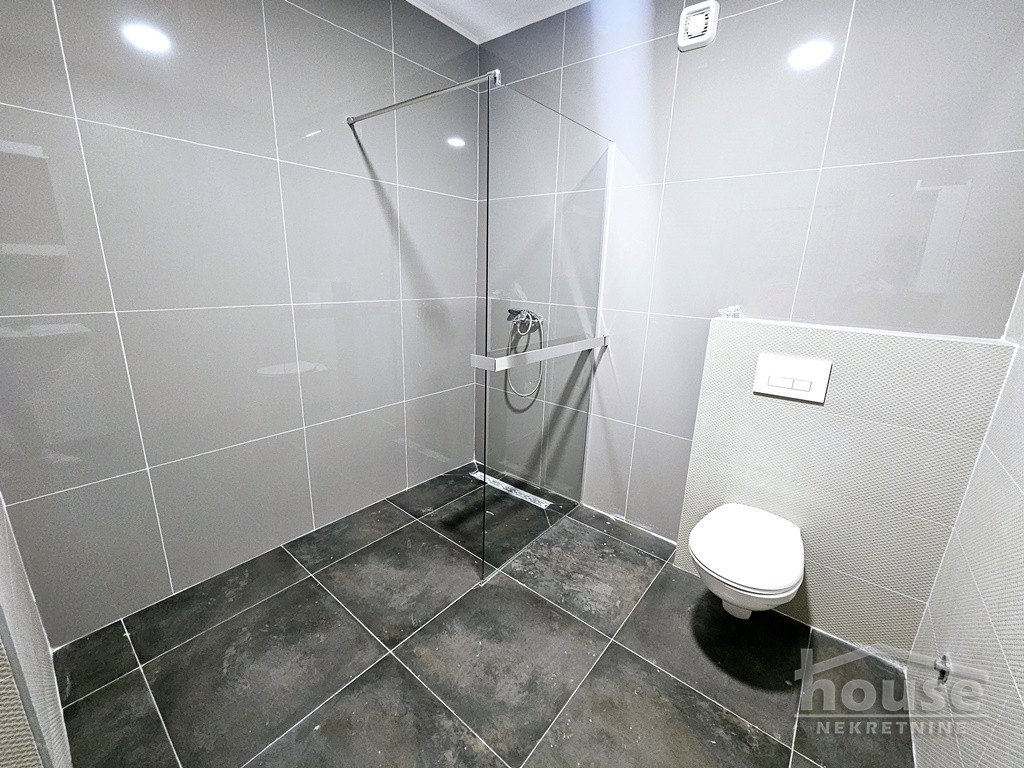 Četvorosoban stan na prodaju, Alibegovac, Novi Sad, 79m², 1. sprat, 173.800 €