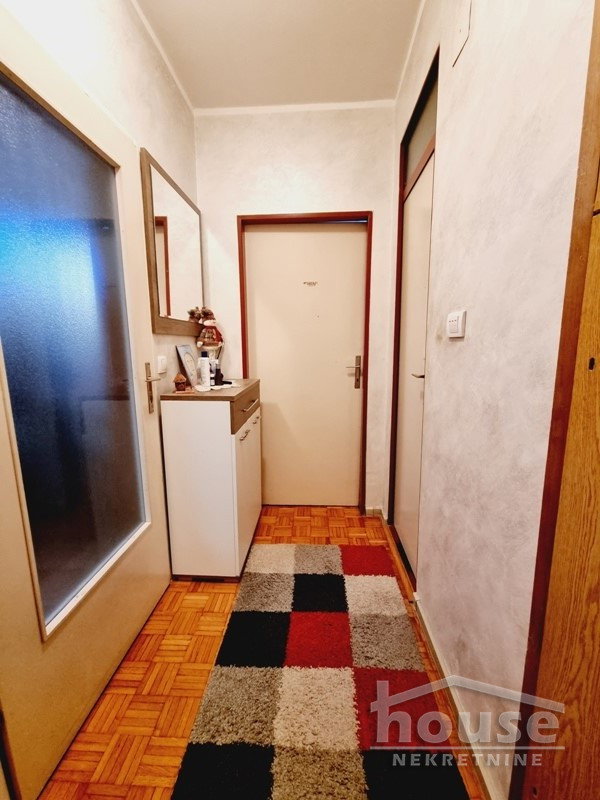 stanovi-4-re-bulevar-1060061-9ow2u Četvorosoban stan na prodaju, Bulevar Oslobođenja, Novi Sad, 95m², 236.900 €