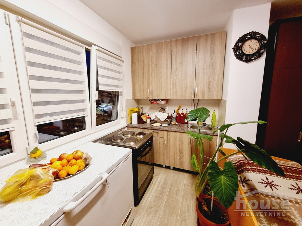 stanovi-4-re-bulevar-1060061-bmb1p Četvorosoban stan na prodaju, Bulevar Oslobođenja, Novi Sad, 95m², 236.900 €