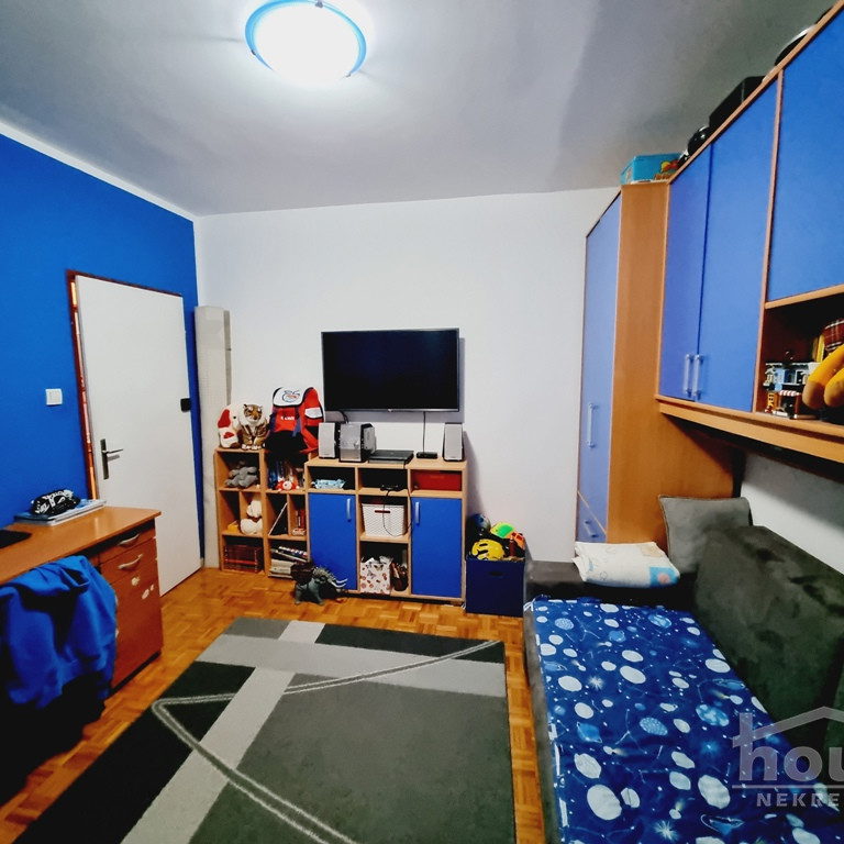Četvorosoban stan na prodaju, Bulevar Oslobođenja, Novi Sad, 95m², 236.900 €
