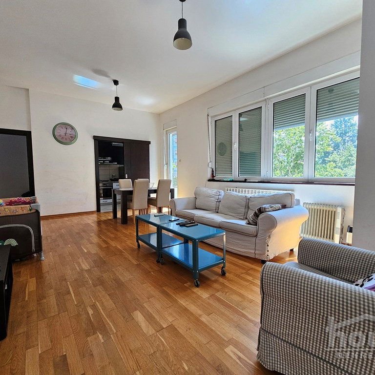Stan Prodaja Novi Sad  110 m2