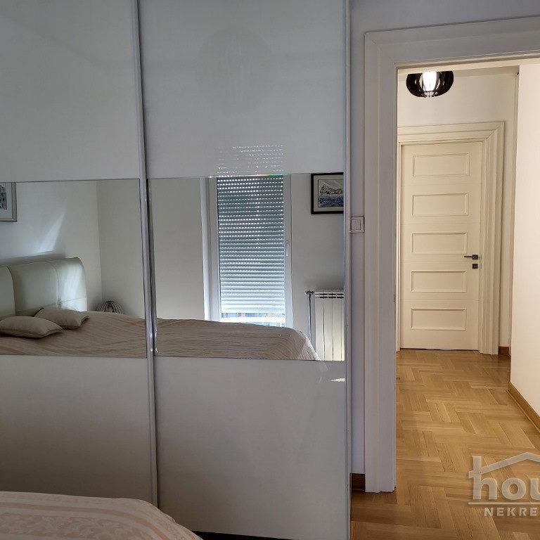 Četvorosoban stan na prodaju, Centar, Novi Sad, 104m², 2. sprat, 380.000 €