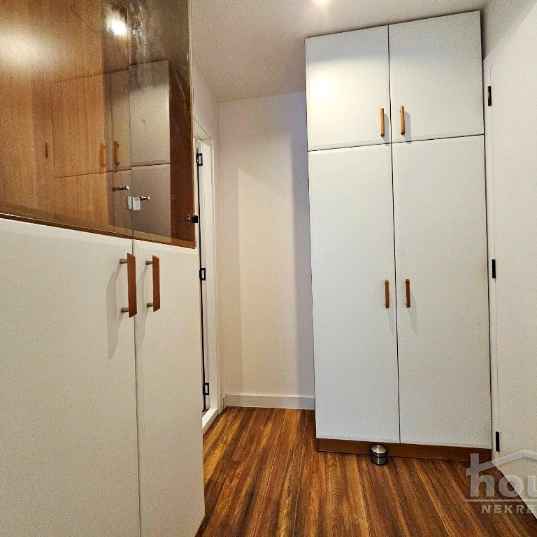 Četvorosoban stan na prodaju, Centar, Novi Sad, 119m², 4. sprat, 335.000 €