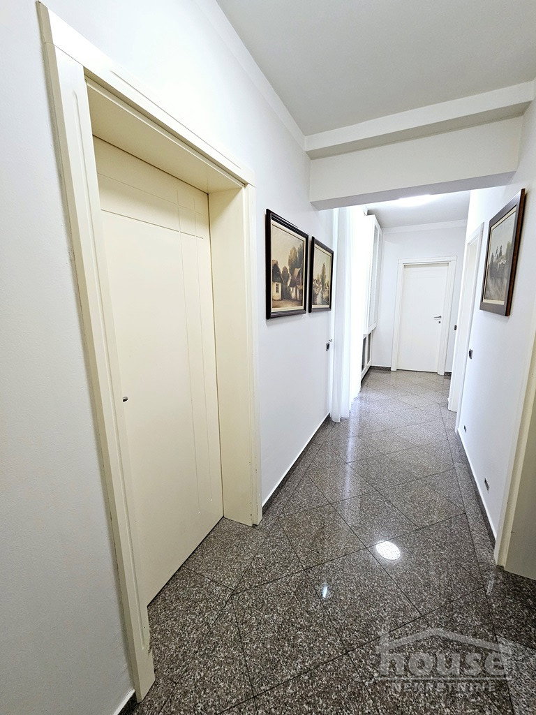 stanovi-4-re-centar-1100389-1f3qd Četvorosoban stan na prodaju, Centar, Novi Sad, 105m², 2. sprat, 310.000 €