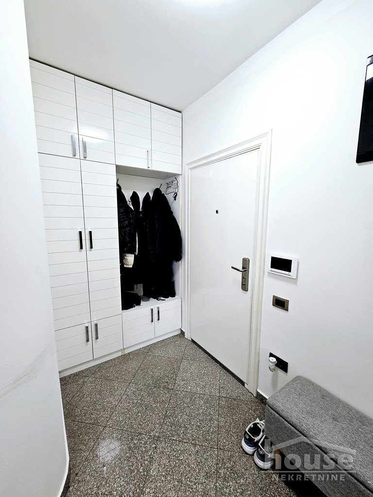stanovi-4-re-centar-1100389-ba5e6 Četvorosoban stan na prodaju, Centar, Novi Sad, 105m², 2. sprat, 310.000 €
