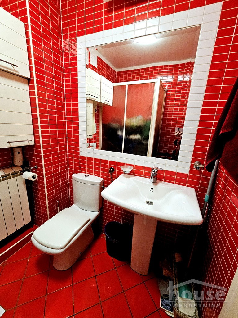 stanovi-4-re-centar-1100389-qshy2 Četvorosoban stan na prodaju, Centar, Novi Sad, 105m², 2. sprat, 310.000 €