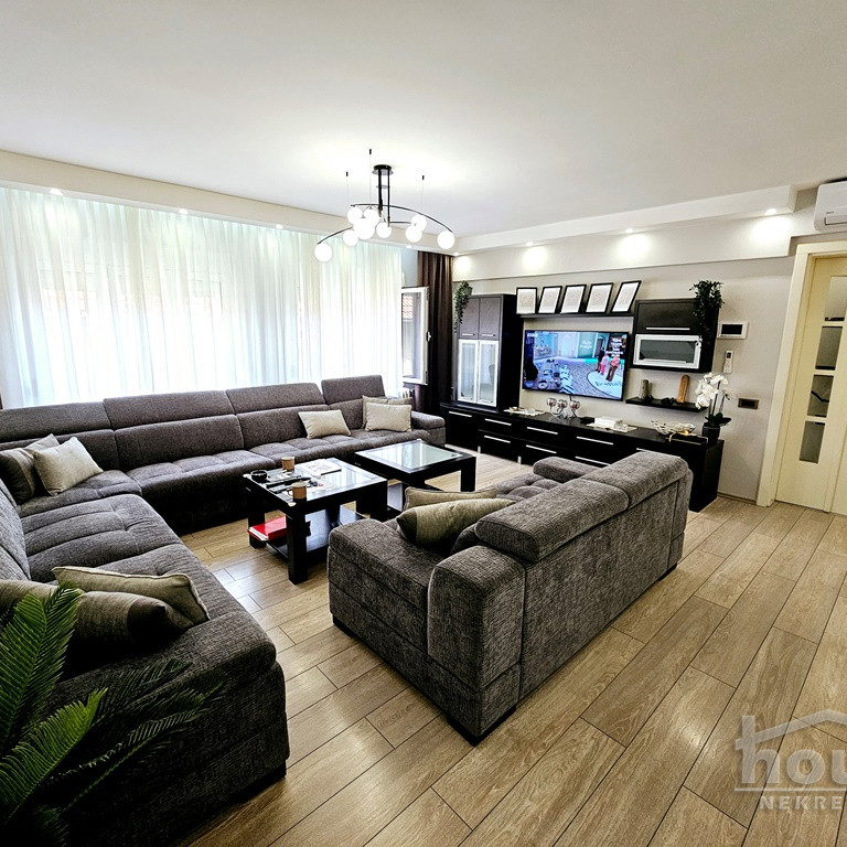 Stan Prodaja Novi Sad  105 m2