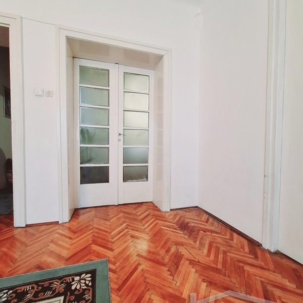 Četvorosoban stan na prodaju, Centar, Novi Sad, 127m², 3. sprat, 381.000 €