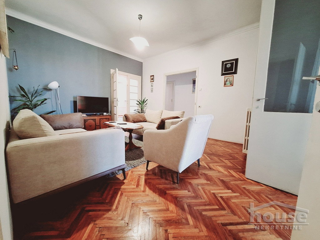 Četvorosoban stan na prodaju, Centar, Novi Sad, 127m², 3. sprat, 381.000 €