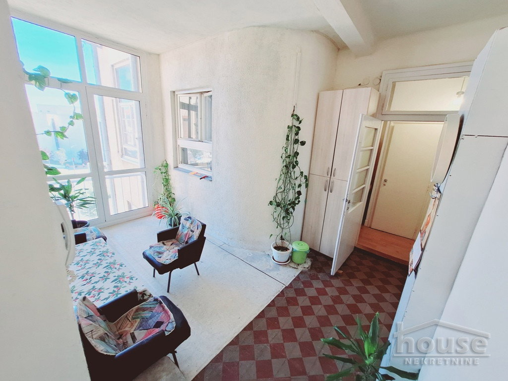 Četvorosoban stan na prodaju, Centar, Novi Sad, 127m², 3. sprat, 381.000 €
