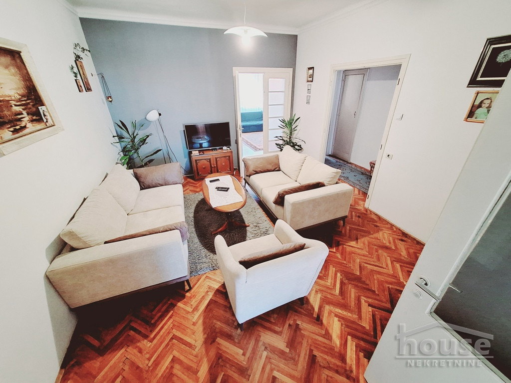 Četvorosoban stan na prodaju, Centar, Novi Sad, 127m², 3. sprat, 381.000 €