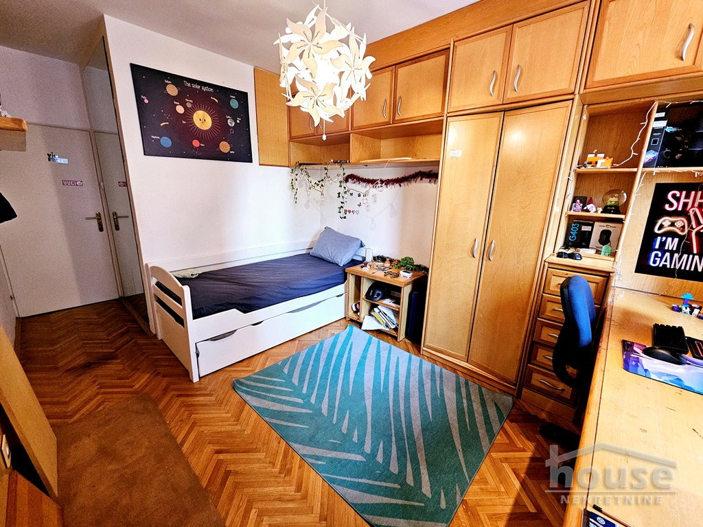 stanovi-4-re-centar-1100594-mzdh4 Četvorosoban stan na prodaju, Centar, Novi Sad, 117m², 2. sprat, 370.000 €
