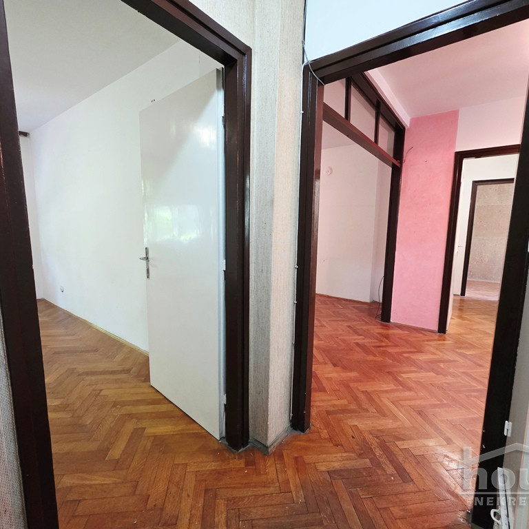 Četvorosoban stan na prodaju, Centar, Novi Sad, 90m², 1. sprat, 289.000 €
