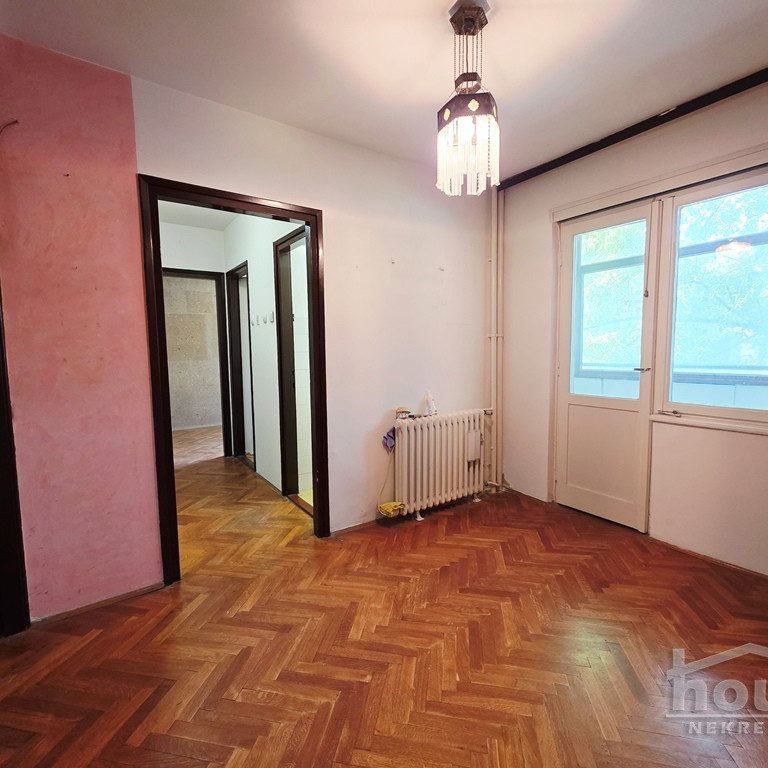 Stan Prodaja Novi Sad  90 m2