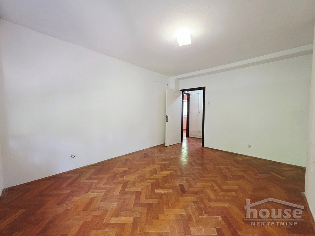 Četvorosoban stan na prodaju, Centar, Novi Sad, 90m², 1. sprat, 289.000 €