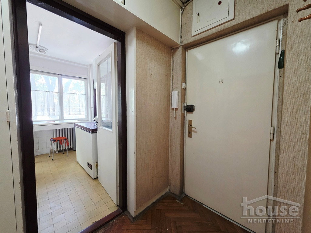 Četvorosoban stan na prodaju, Centar, Novi Sad, 90m², 1. sprat, 289.000 €