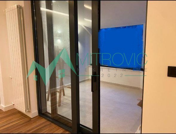 stanovi-4-re-centar-ns-1003017-yayp5 Četvorosoban stan na prodaju, Centar, Novi Sad, 119m², 349.325 €