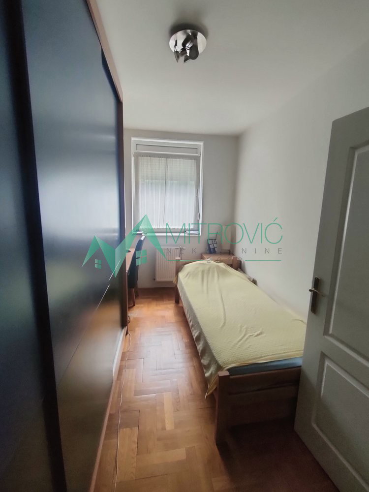 Četvorosoban stan na prodaju, Grbavica, Novi Sad, 112m², 309.000 €