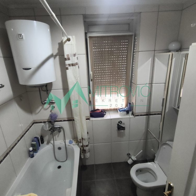 Četvorosoban stan na prodaju, Grbavica, Novi Sad, 112m², 309.000 €