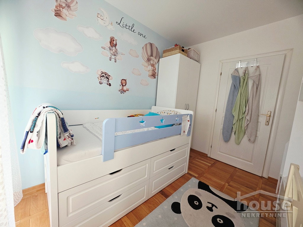 Četvorosoban stan na prodaju, Grbavica, Novi Sad, 116m², 324.800 €