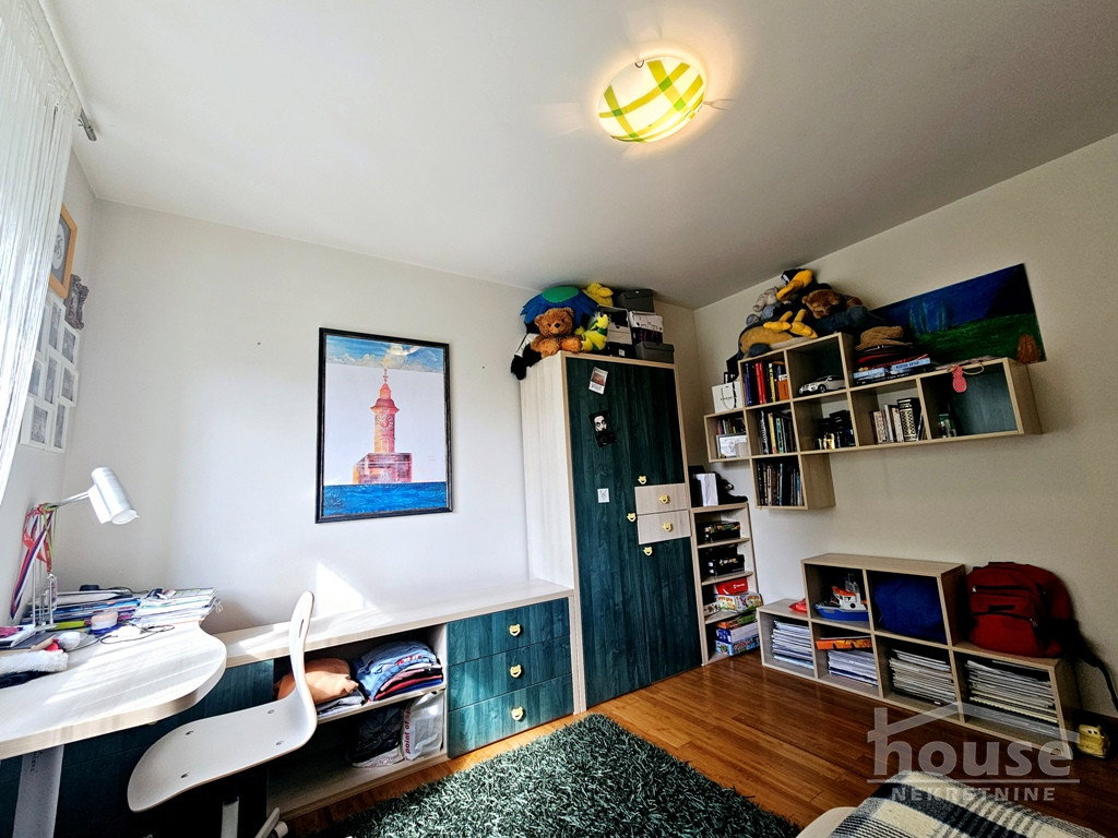 stanovi-4-re-grbavica-1100898-ddtvs Četvorosoban stan na prodaju, Grbavica, Novi Sad, 115m², 2. sprat, 291.000 €
