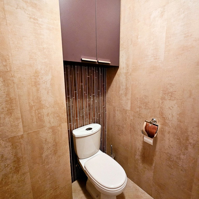 Četvorosoban stan na prodaju, Grbavica, Novi Sad, 115m², 2. sprat, 291.000 €