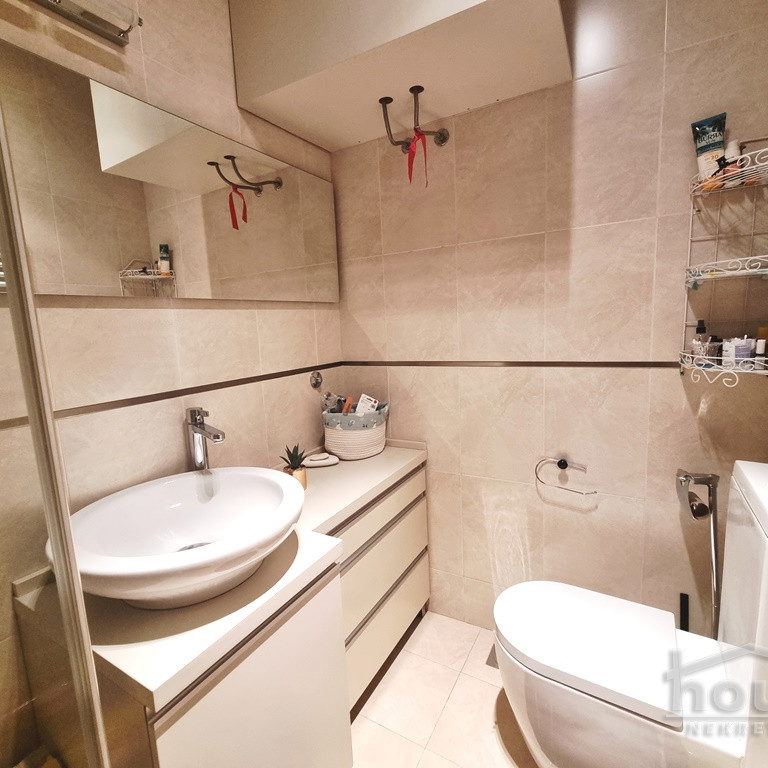 Četvorosoban stan na prodaju, Grbavica, Novi Sad, 99m², 310.000 €