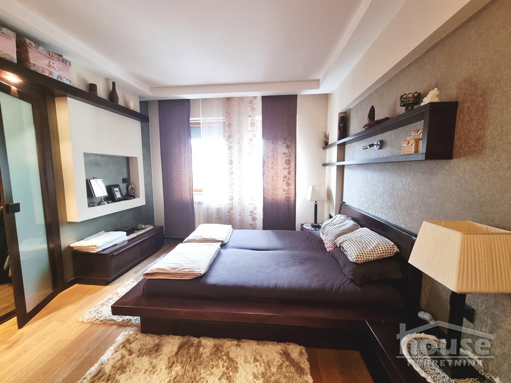 stanovi-4-re-grbavica-1102222-l0jiy Četvorosoban stan na prodaju, Grbavica, Novi Sad, 99m², 310.000 €