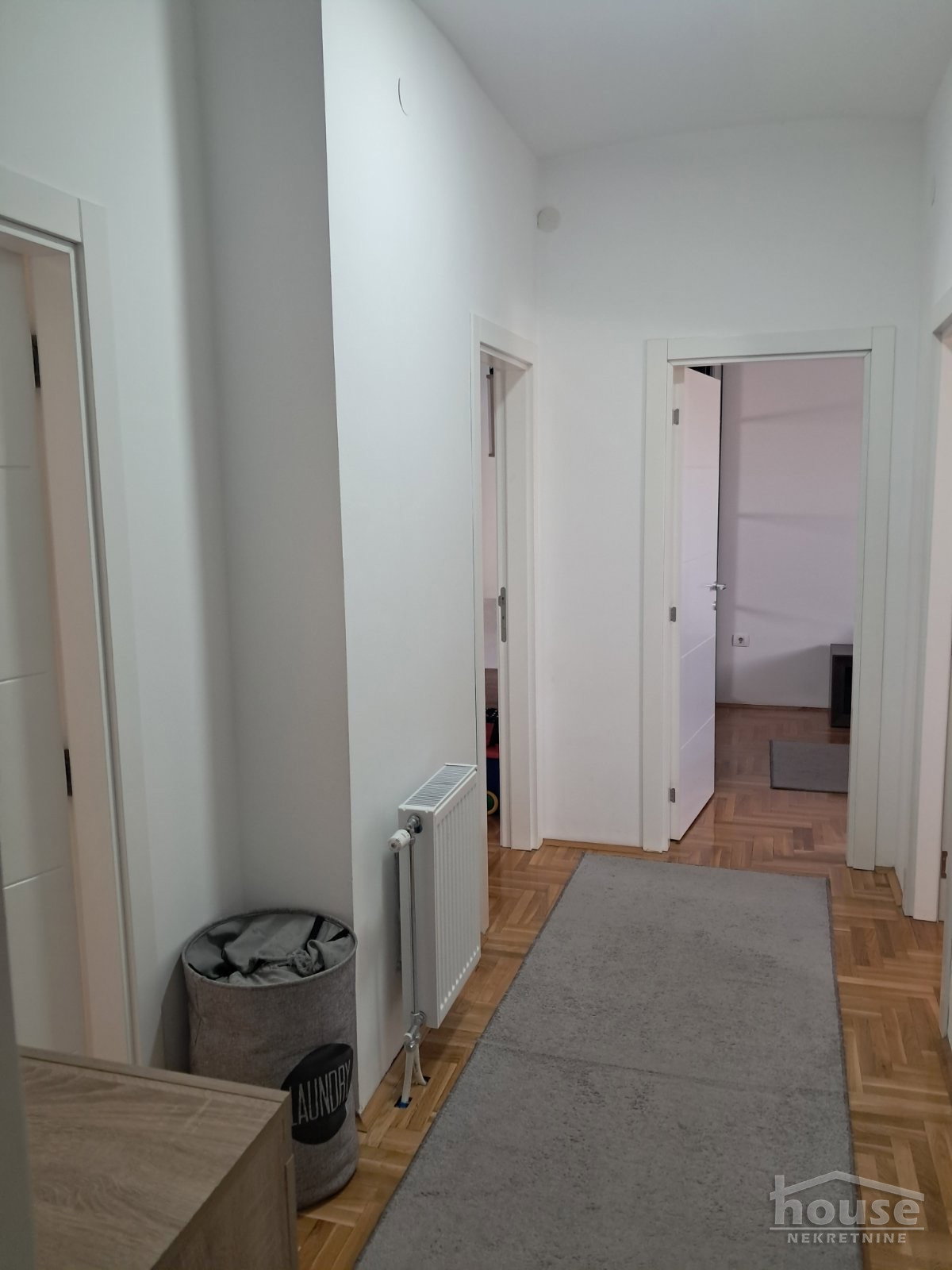 stanovi-4-re-nova-detelinara-1065756-dou46 Petosoban stan na prodaju, Nova Detelinara, Novi Sad, 97m², 275.000 €