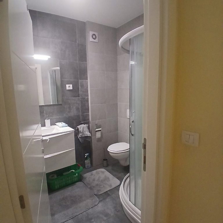Četvorosoban stan na prodaju, Nova Detelinara, Novi Sad, 92m², 2. sprat, 273.000 €