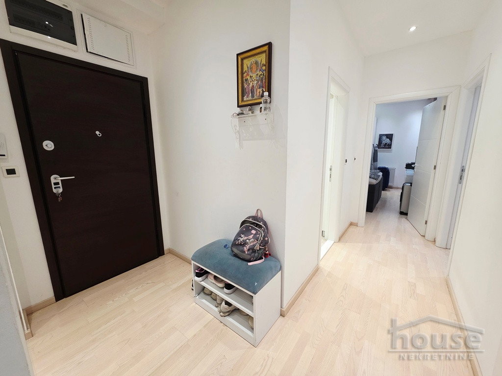 stanovi-4-re-nova-detelinara-1102620-a7tl6 Četvorosoban stan na prodaju, Nova Detelinara, Novi Sad, 97m², 303.800 €