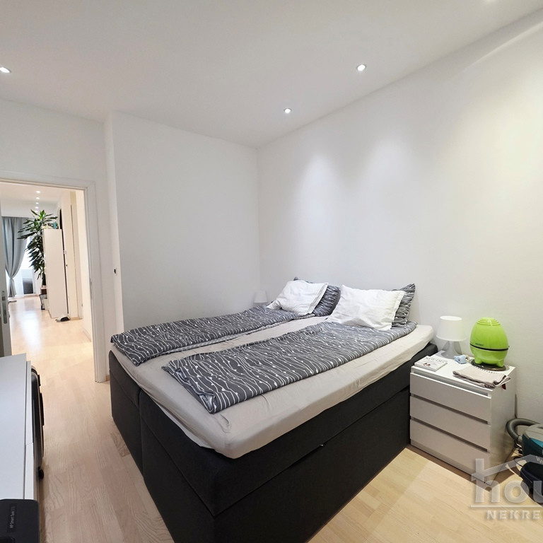 Četvorosoban stan na prodaju, Nova Detelinara, Novi Sad, 97m², 303.800 €