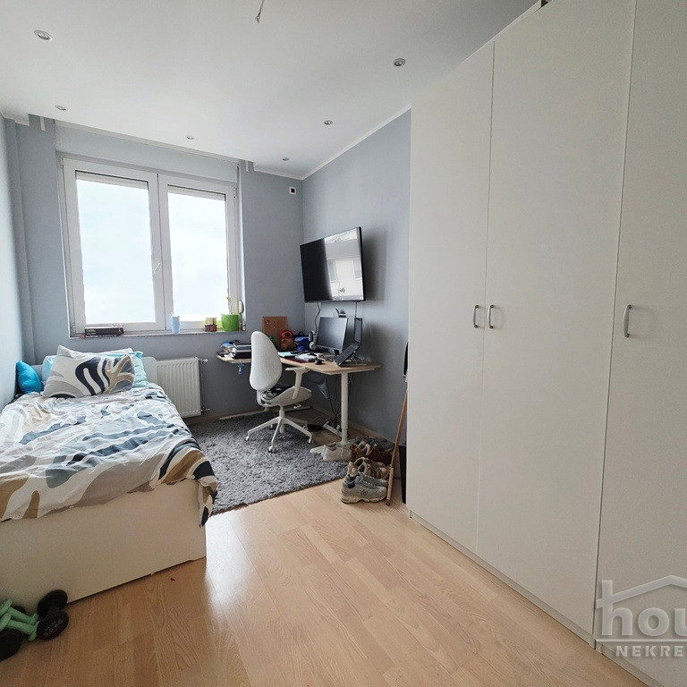Četvorosoban stan na prodaju, Nova Detelinara, Novi Sad, 97m², 303.800 €